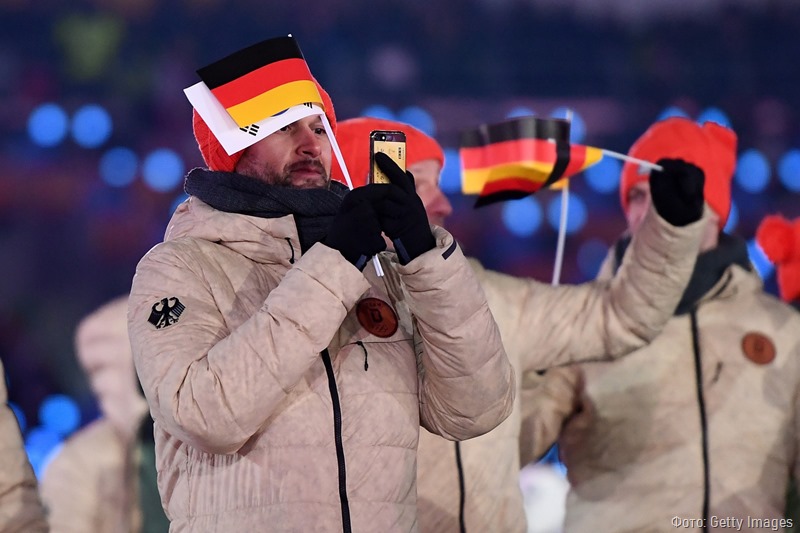 Германия и США призвали спортсменов отказаться от смартфонов на Играх в Пекине