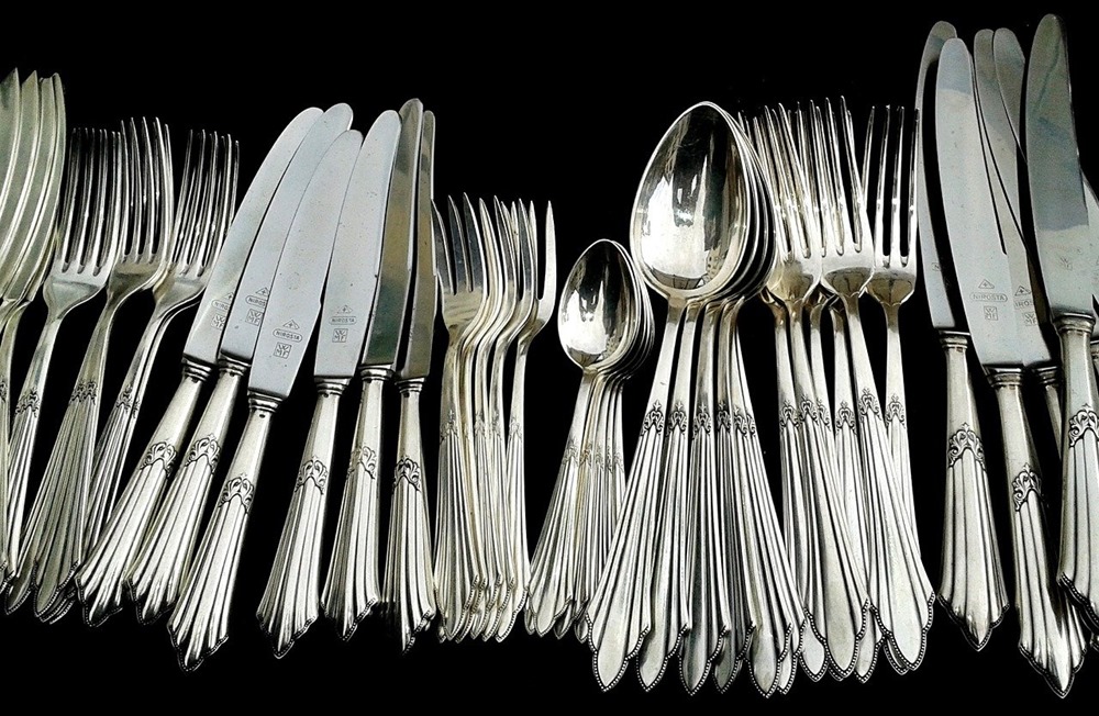 cutlery-377700_1280