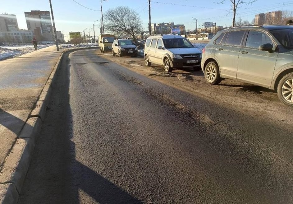 Петербуржцы завалили Смольный жалобами на плохое состояние дорог