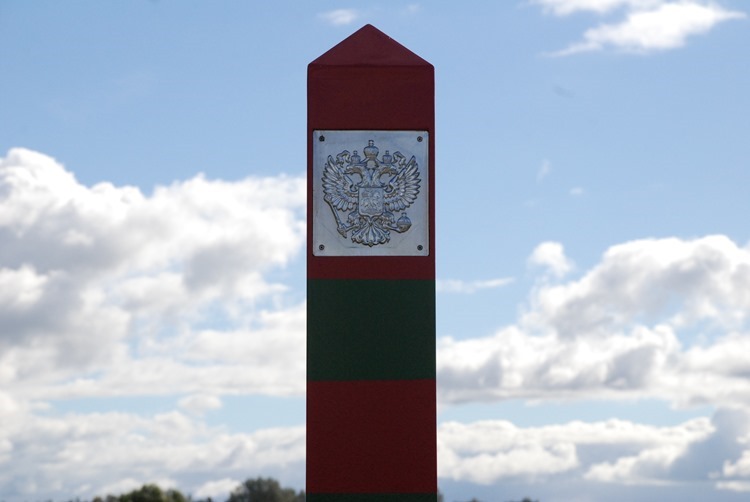 Латвия, Литва и Эстония ограничат въезд россиян через границы России и Белоруссии