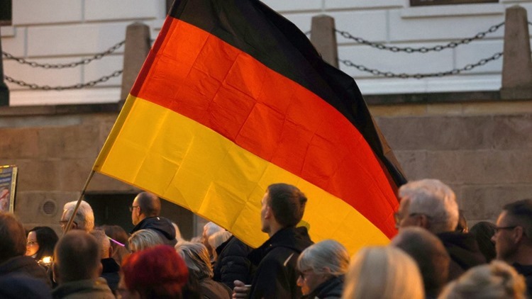 Жители Германии на митинги потребовали отменить санкции против России