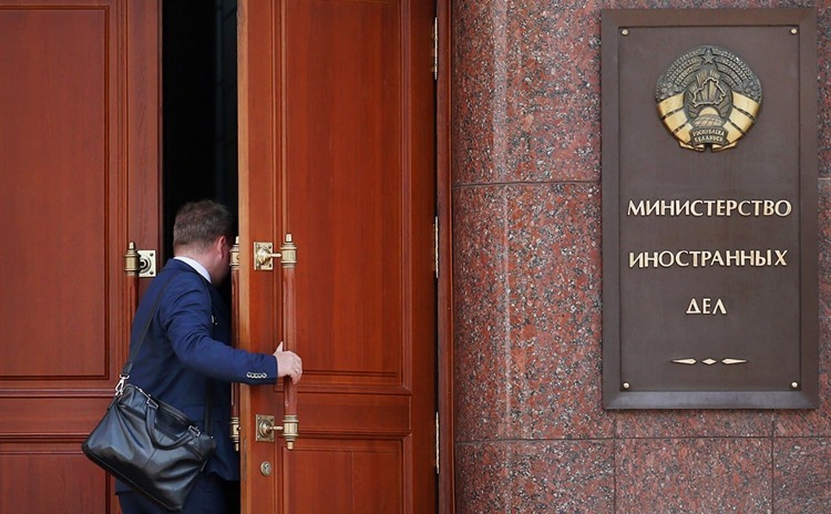 Минск вручил украинскому послу ноту из-за планов нанесения удара по Белоруссии