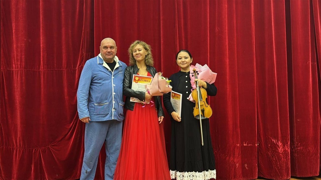 Александр Брух привёз артистов в военный госпиталь Солнечногорска