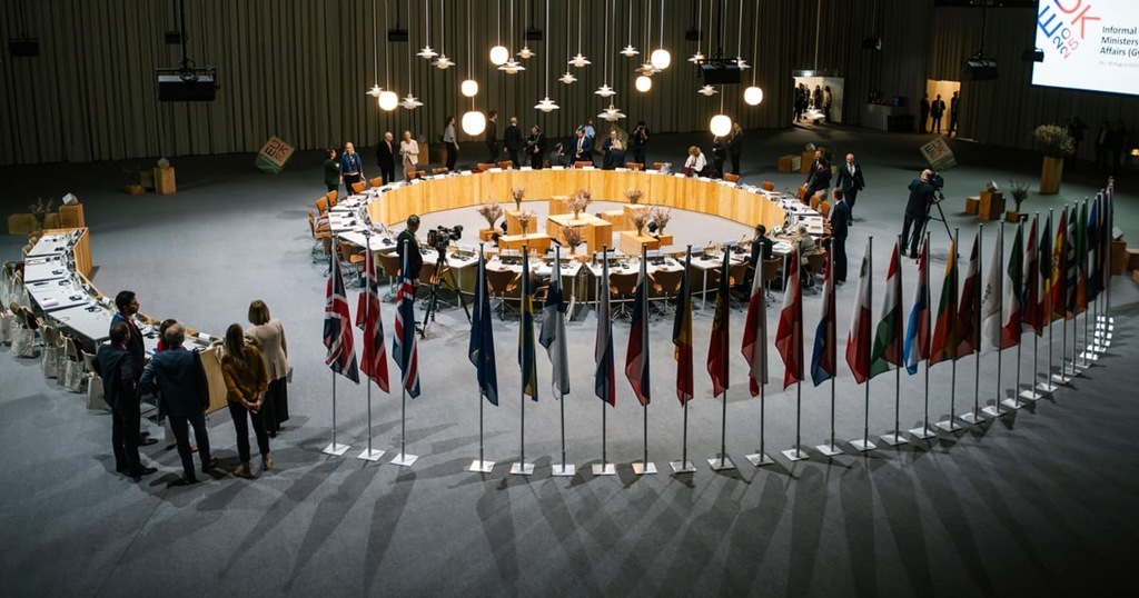 Ничего об Украине без Европы&raquo;: ЕС требует кресло за столом переговоров Трампа и Путина