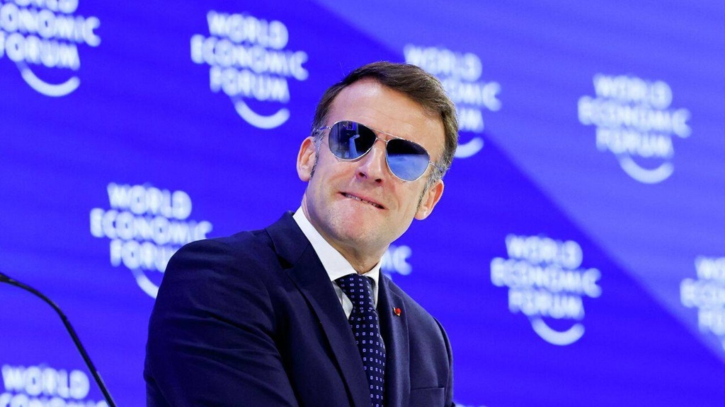 &laquo;Нас должны уважать&raquo;: Макрон пригрозил Трампу ответным ударом в случае введения пошлин